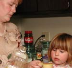 Liralyn and Mommy in the kitchen